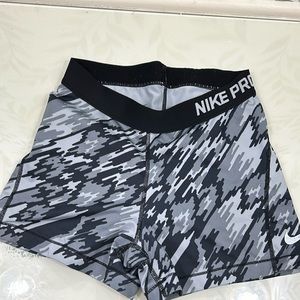 Nike spandex
